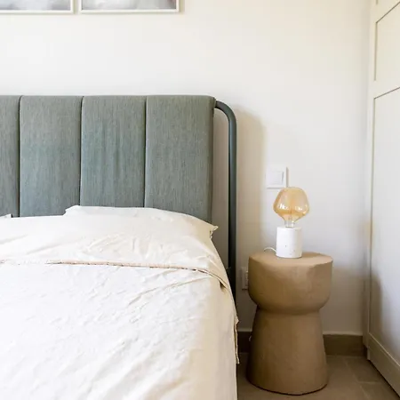 Oasis Callao, Newly Renovated, Terrace, Bbq, Pool Apartment Callao Salvaje